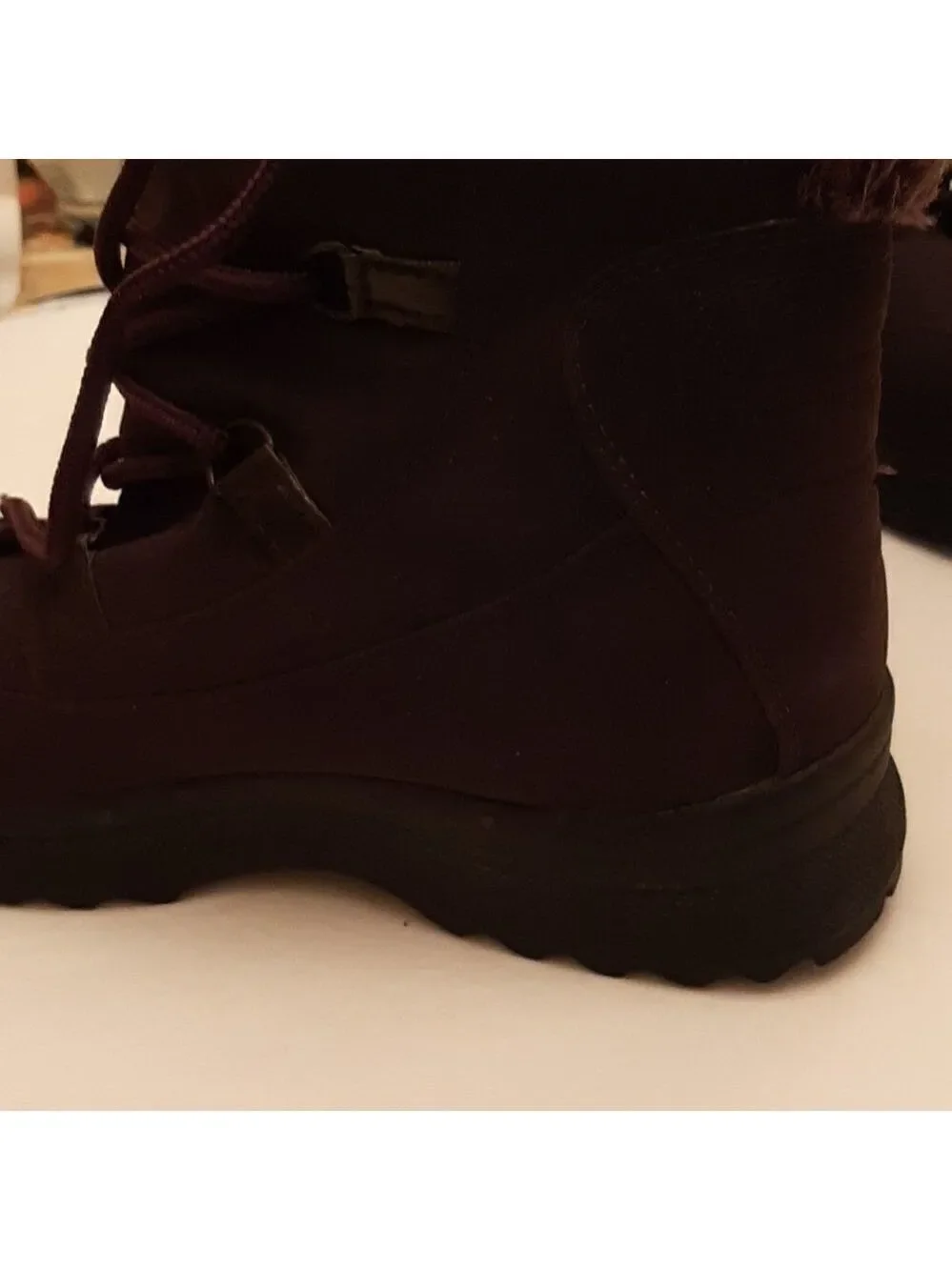 Wanderlust  boots with shoelace